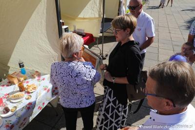 Marszałek Elżbieta Anna Polak na Pikniku Zdrowia i Profilaktyki w Kargowej