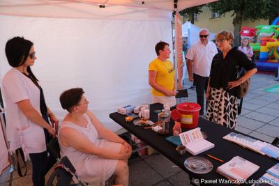 Marszałek Elżbieta Anna Polak na Pikniku Zdrowia i Profilaktyki w Kargowej