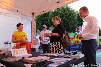 Marszałek Elżbieta Anna Polak na Pikniku Zdrowia i Profilaktyki w Kargowej