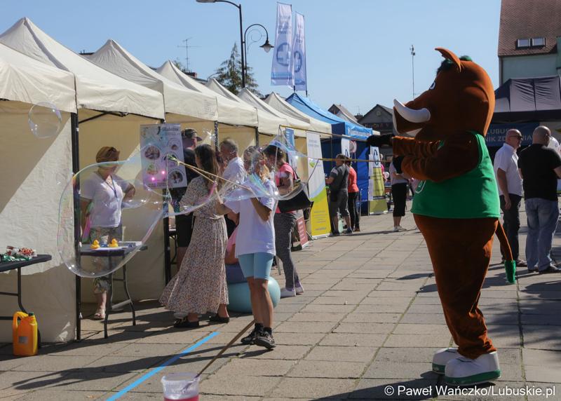 Uczestnicy Pikniku Zdrowia i Profilaktyki w Kargowej