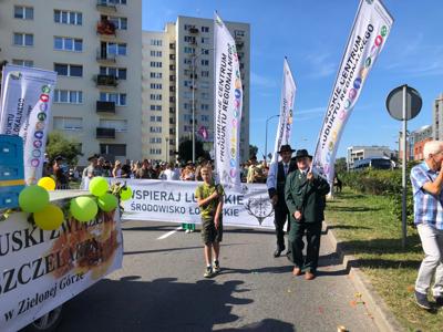 Korowód Winobraniowy z produktami regionalnymi  