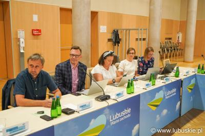 Członkowie Komitetu Monitorującego