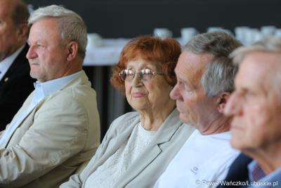 Uczestnicy obrad Lubuskiej Rady Pamięci w Urzędzie Marszałkowskim Województwa Lubuskiego  