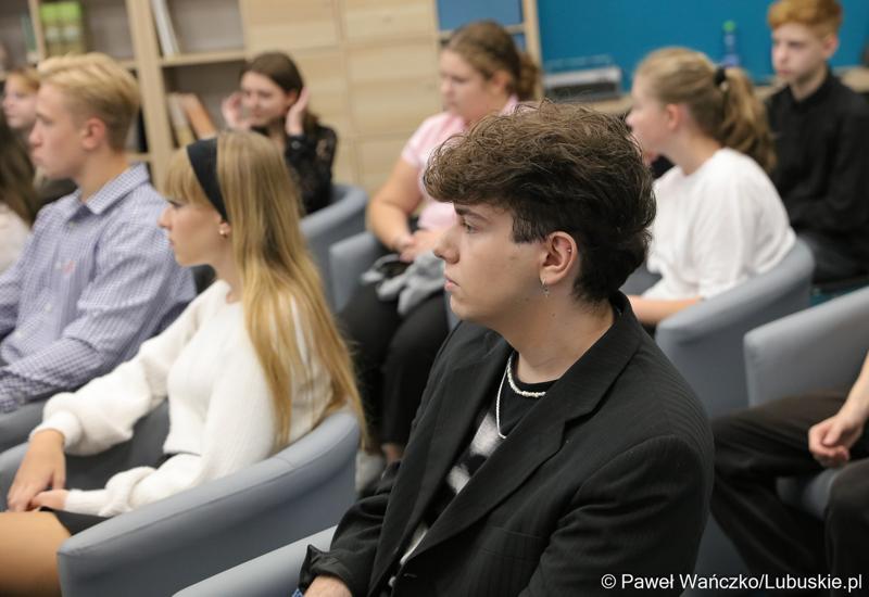 Finaliści konkursu na Młodzieżowego Dziennikarza Roku Województwa Lubuskiego w Regionalnym Centrum Animacji Kultury w Zielonej Górze