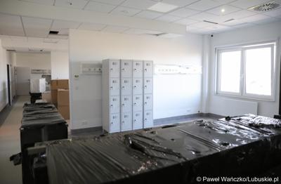 Jedno z pomieszczeń nowo otwartego budynku Klinicznego Oddziału Anestezjologii i Intensywnej Terapii oraz Klinicznego Oddziału Okulistyki wraz z poradniami.