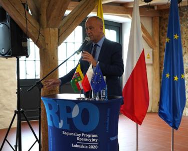 Wręczenie nagród w konkursie "Fundusze Europejskie warte zachodu" w Folwarku Zamkowym w Żarach