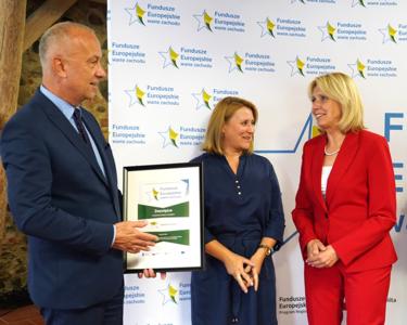 Wręczenie nagród w konkursie "Fundusze Europejskie warte zachodu" w Folwarku Zamkowym w Żarach