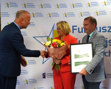 Wręczenie nagród w konkursie "Fundusze Europejskie warte zachodu" w Folwarku Zamkowym w Żarach