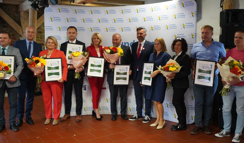 Wręczenie nagród w konkursie "Fundusze Europejskie warte zachodu" w Folwarku Zamkowym w Żarach