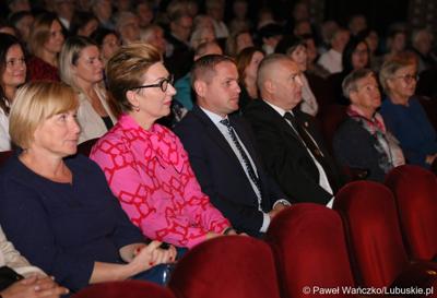 Uczestnicy inauguracji XXIV Lubuskiego Tygodnia Seniora w Lubuskim Teatrze w Zielonej Górze