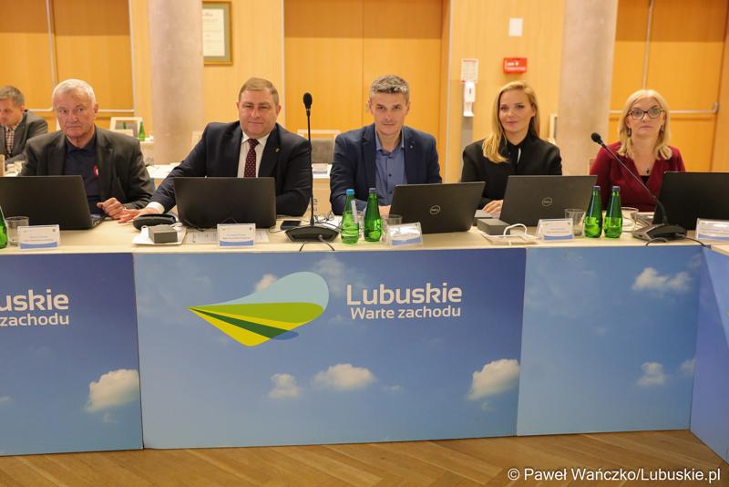 Radni wojewódzcy podczas LVII Sesja Sejmiku Województwa Lubuskiego