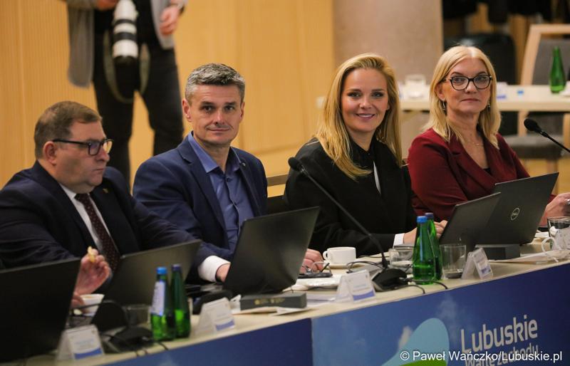 Radni wojewódzcy podczas LVII Sesja Sejmiku Województwa Lubuskiego