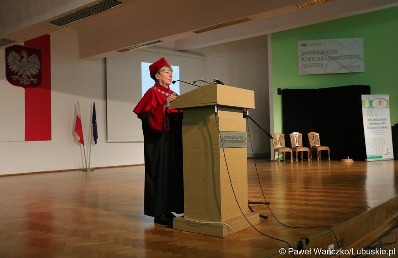 Inauguracja roku akademickiego Zielonogórskiego Uniwersytetu Trzeciego Wieku 2023/2024