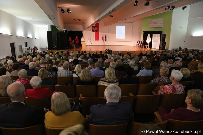 Inauguracja roku akademickiego Zielonogórskiego Uniwersytetu Trzeciego Wieku 2023/2024