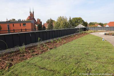 Budowa nowego Pawilonu Rehabilitacyjnego w Lubuskim Centrum Ortopedii w Świebodzinie jest na finiszu. W środę 11 października 2023 r. lecznica otrzymała dodatkowe wsparcie – 3,3 mln zł z funduszy europejskich.
