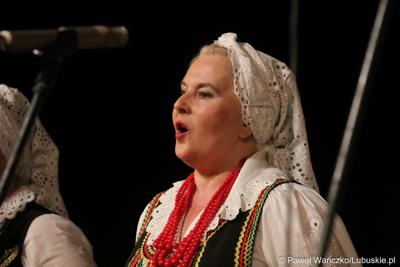 Występ Lubuskiego Zespołu Pieśni i Tańca w Lubuskim Teatrze 