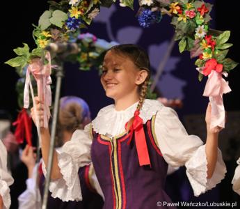 Występ Lubuskiego Zespołu Pieśni i Tańca w Lubuskim Teatrze 