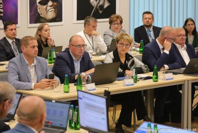 Uczestnicy Sesji Sejmiku Województwa Lubuskiego 13 października 2023 r.