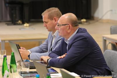 Stanisław Tomczyszyn i Łukasz Porycki na Sesji Sejmiku Województwa Lubuskiego 13 października 2023 r.