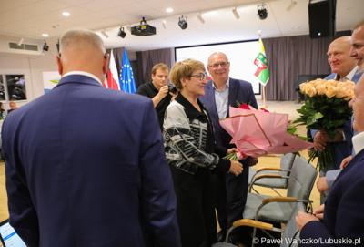 Podczas piątkowej, 13 października 2023 r., sesji Sejmiku Województwa Lubuskiego Elżbieta Anna Polak złożyła rezygnację z funkcji marszałka. Nowym marszałkiem został Marcin Jabłoński.
