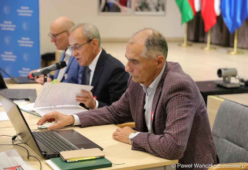 Uczestnicy Sesji Sejmiku Województwa Lubuskiego 13 października 2023 r.