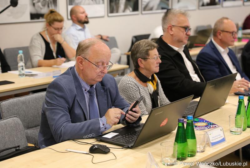Radni na Sesji Sejmiku Województwa Lubuskiego 13 października 2023 r.