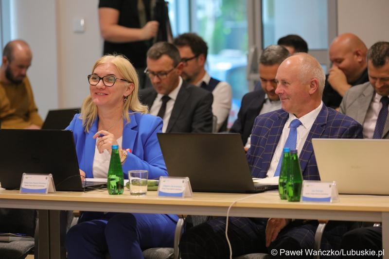 Radni na Sesji Sejmiku Województwa Lubuskiego 13 października 2023 r.
