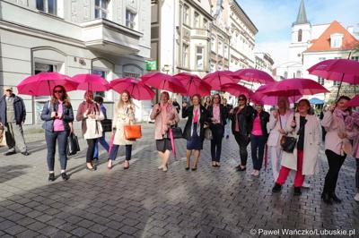 Uczestniczki Różowego Marszu w Zielonej Górze