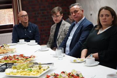 W piątek, 27 października 2023 r. członek Zarządu Województwa Lubuskiego Grzegorz Potęga spotkał się z przedstawicielami lubuskich jednostek ochrony zdrowia