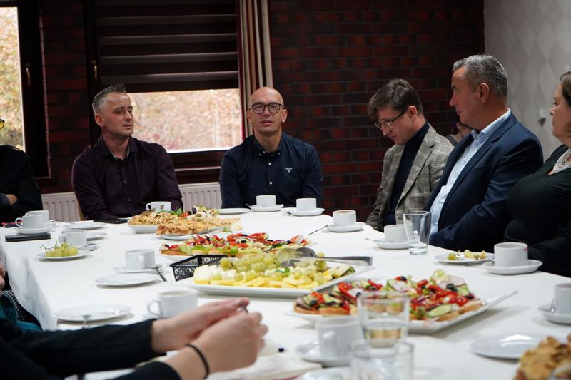 W piątek, 27 października 2023 r. członek Zarządu Województwa Lubuskiego Grzegorz Potęga spotkał się z przedstawicielami lubuskich jednostek ochrony zdrowia