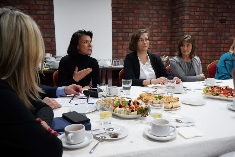 W piątek, 27 października 2023 r. członek Zarządu Województwa Lubuskiego Grzegorz Potęga spotkał się z przedstawicielami lubuskich jednostek ochrony zdrowia