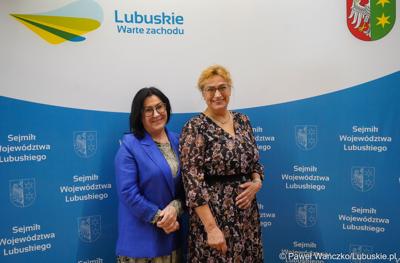 Nowe radne Województwa Lubuskiego: Elżbieta Olga Polak (z lewej) oraz Alicja Makarska

