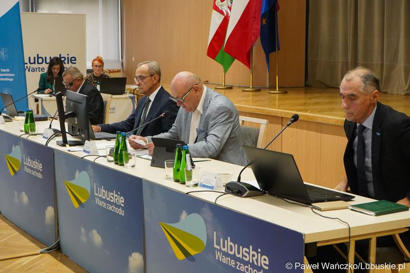 Uczestnicy LVIII sesji Sejmiku Województwa Lubuskiego