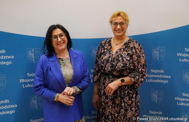 Nowe radne Województwa Lubuskiego: Elżbieta Olga Polak (z lewej) oraz Alicja Makarska