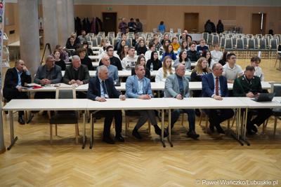 Uczestnicy konferencji w Sali Kolumnowej Urzędu Marszałkowskiego Województwa Lubuskiego w Zielonej Górze