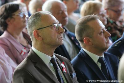 Burmistrz Krosna Odrz. Marek Cebula podczas uroczystej sesji z okazji 50-lecia Gminy Dąbie