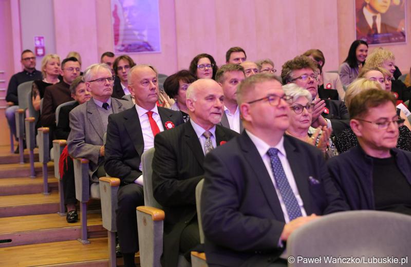 Uczestnicy koncertu „Odzyskana Niepodległa” w Filharmonii Zielonogórskiej