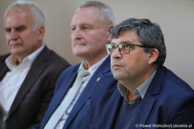 Uczestnicy pierwszego spotkania z partnerstwami samorządowymi (Skąpe, Łagów, Lubrza), które chcą wspólnie realizować projekty w ramach Zintegrowanych Inwestycji Terytorialnych