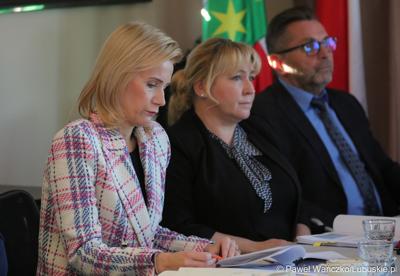 Uczestnicy pierwszego spotkania z partnerstwami samorządowymi (Skąpe, Łagów, Lubrza), które chcą wspólnie realizować projekty w ramach Zintegrowanych Inwestycji Terytorialnych