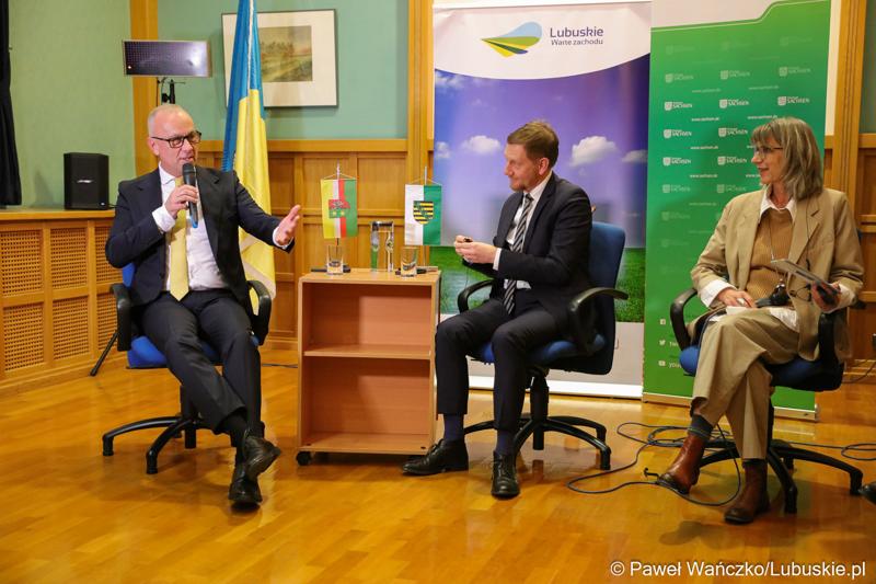 Marszałek Województwa Lubuskiego Marcin Jabłoński i Premier Wolnego Kraju Saksonia Michael Kretschmer