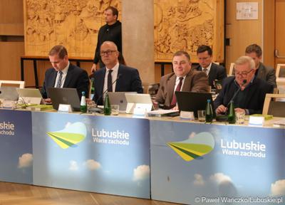 Członkowie Zarządu Województwa Lubuskiego na LIX zwyczajnej sesji Sejmiku Województwa Lubuskiego