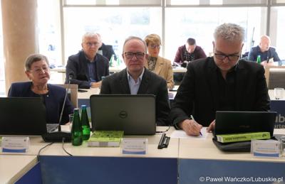 Radni podczas LIX zwyczajnej sesji Sejmiku Województwa Lubuskiego