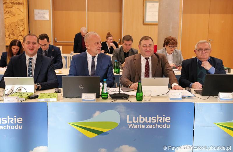 Członkowie Zarządu Województwa Lubuskiego na LIX zwyczajnej sesji Sejmiku Województwa Lubuskiego