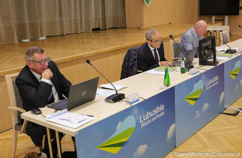 Prezydium Sejmiku Województwa Lubuskiego podczas LIX zwyczajnej sesji Sejmiku