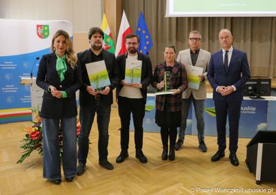 Podczas sesji Sejmiku województwa poznaliśmy zwycięzców tegorocznej edycji Konkursu Dziennikarskiego im. Edwarda Mincera "Samorząd Lubuski w Mediach 2023".
