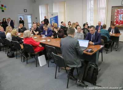 Uczestnicy spotkania networkingowego dla biznesu w Słubicach