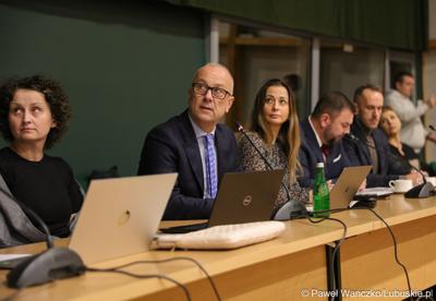 Uczestnicy spotkania Instytucji Zarządzającej programem „Fundusze Europejskie dla Lubuskiego 2021-2027” z partnerstwem jednostek samorządu terytorialnego