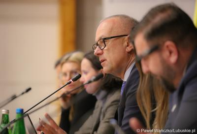 Uczestnicy spotkania Instytucji Zarządzającej programem „Fundusze Europejskie dla Lubuskiego 2021-2027” z partnerstwem jednostek samorządu terytorialnego