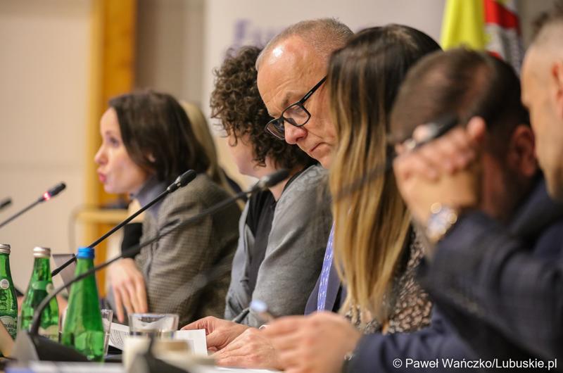Uczestnicy spotkania Instytucji Zarządzającej programem „Fundusze Europejskie dla Lubuskiego 2021-2027” z partnerstwem jednostek samorządu terytorialnego