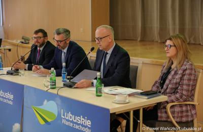 Posiedzenie Lubuskiego Zespół ds. Szkolnictwa Wyższego w Sali Kolumnowej w siedzibie Urzędu Marszałkowskiego Województwa Lubuskiego
